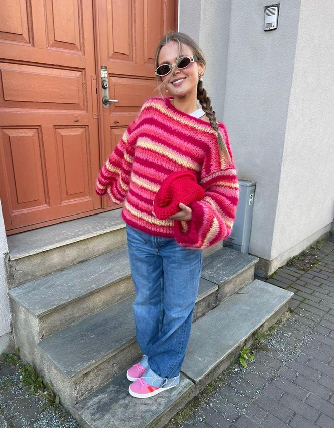 The Art of Styling Sweaters Like a Fashion Girl